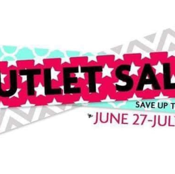 From bags to baby products summer vacation  items - Picture 2 of 8